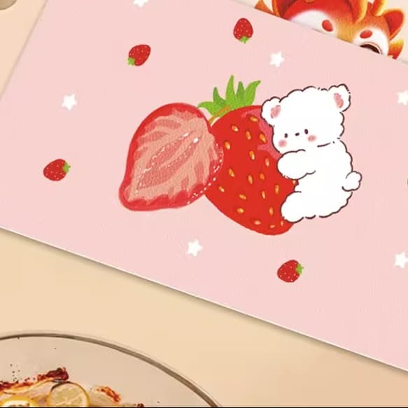 ランチョンマット幸せ運ぶ可愛い動物達【いちごとテディベア】