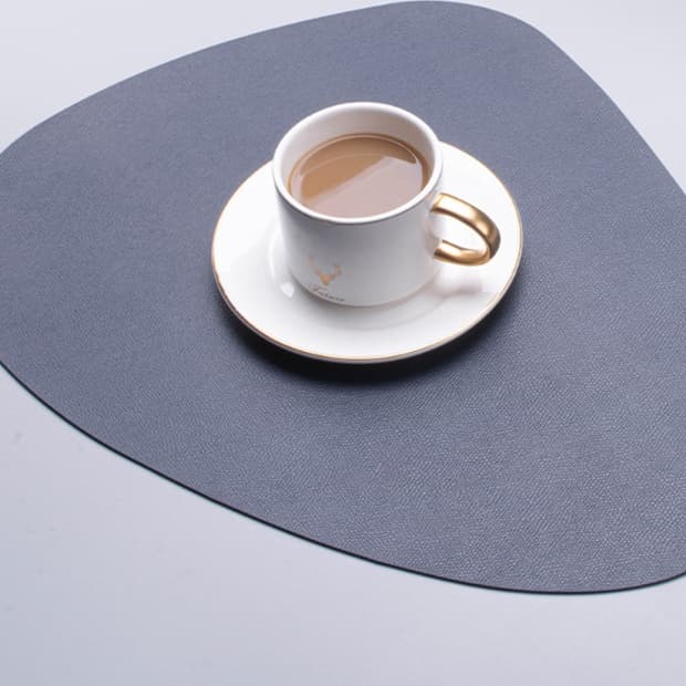 モダン三角形レザー調PVC製ランチョンマット