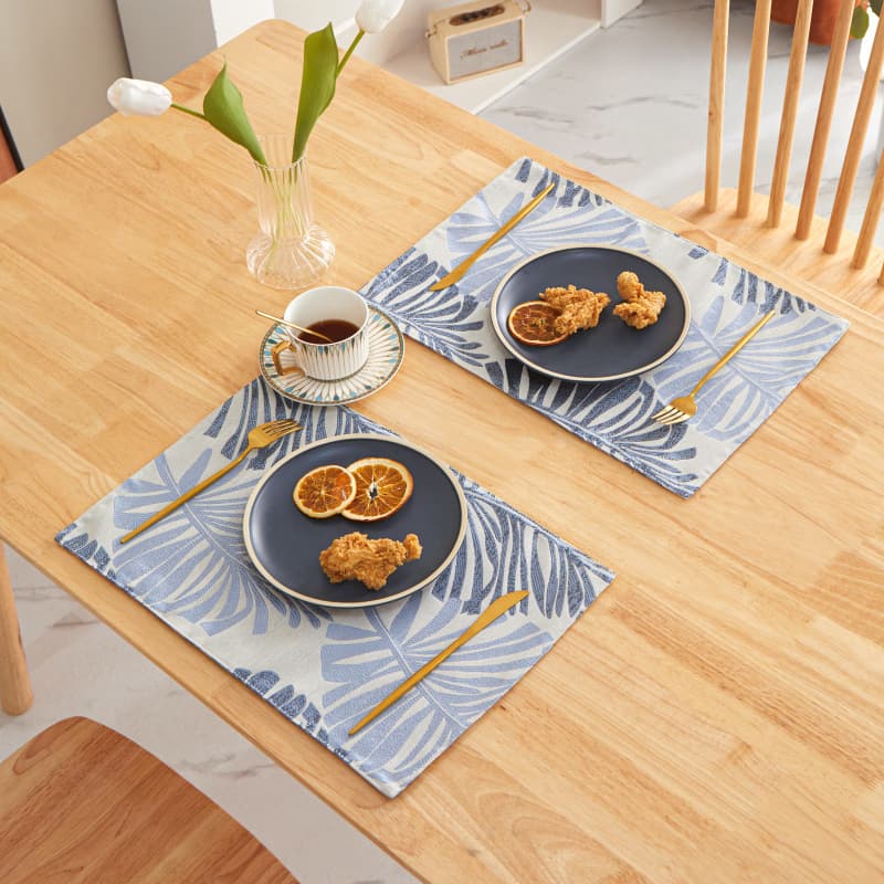～家族での食卓をリゾートに～ トロピカルリーフ柄ランチョンマット