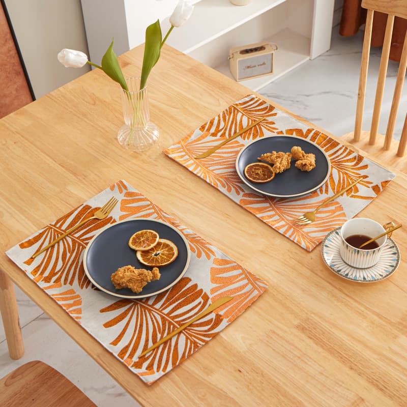 ～家族での食卓をリゾートに～ トロピカルリーフ柄ランチョンマット