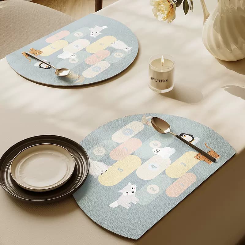 防水防油フラワー柄レザー調ランチョンマット 合皮 子供が好きな柄