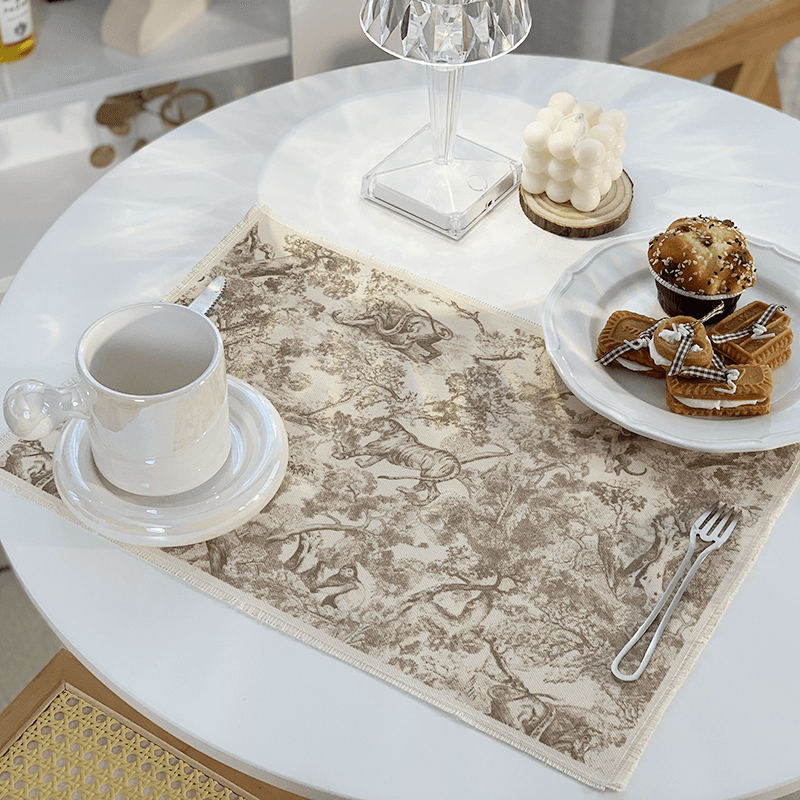 ～豪華布ランチョンマット～動物の森 ナチュラルテイストランチョンマット