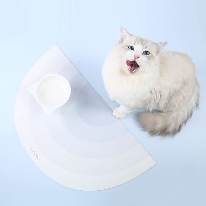 ねこ型 半円 ソフトランチョンマット