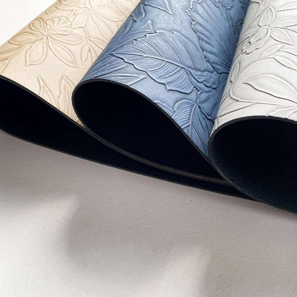 花柄エンボス加工・合皮製・高級・ランチョンマット